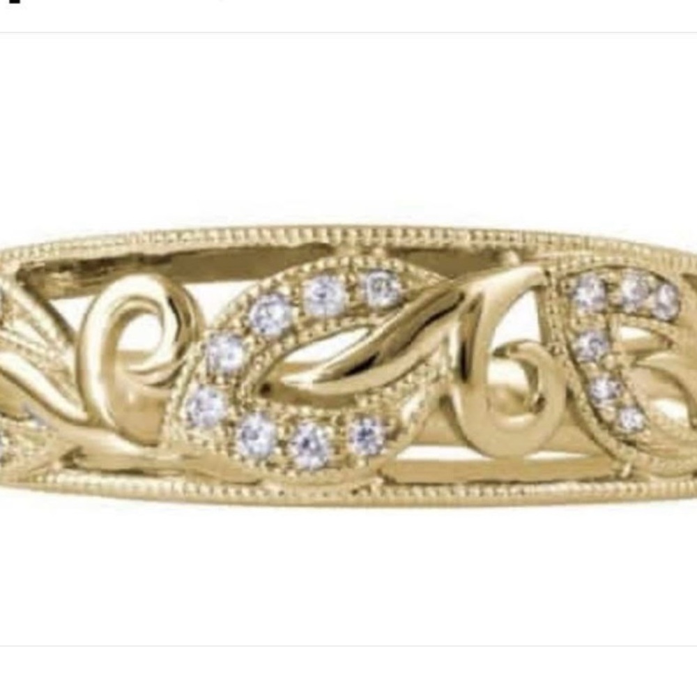 Elegant Gold and Silver Women's Ring